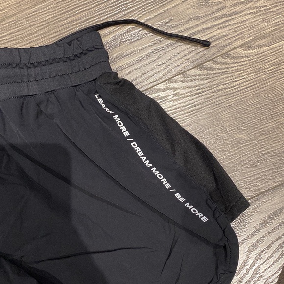 ALPHALETE ACTIVE SHORT 💗 - Picture 2 of 3